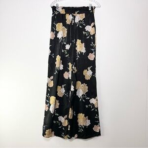 GILLI High Waisted Wide Leg Floral Black Pants Women's Size Medium Flowy Boho
